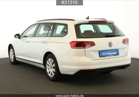 Volkswagen Passat Variant, 2023 3