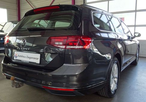 Volkswagen Passat Variant, 2023 3