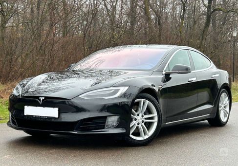 Tesla Model S, 2017