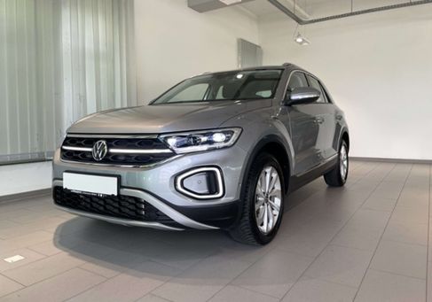 Volkswagen T-Roc, 2024 2