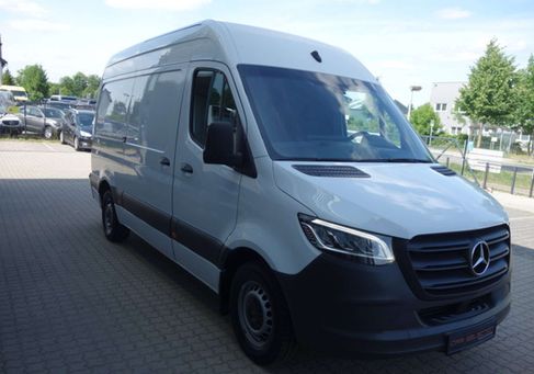 Mercedes-Benz Sprinter, 2021