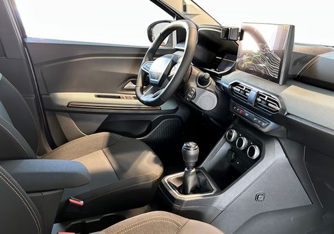 Dacia Sandero Stepway, 2026 3