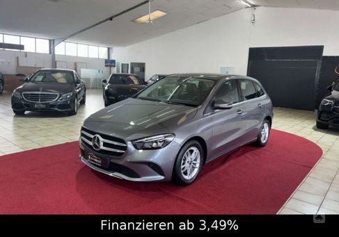 Mercedes-Benz B 180, 2019