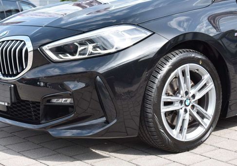 BMW 118, 2020