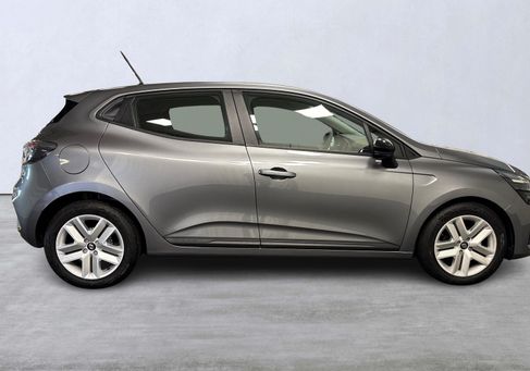 Renault Clio, 2024 3