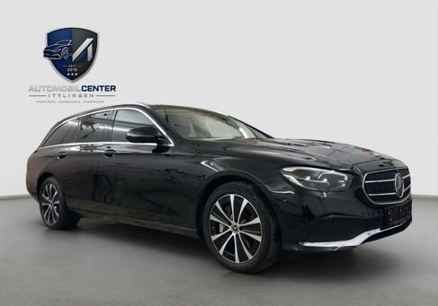 Mercedes-Benz E 300, 2022