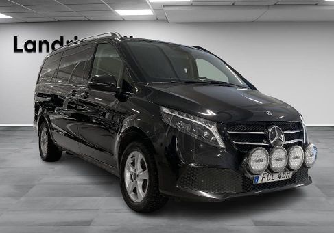Mercedes-Benz V 300, 2023