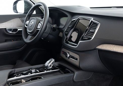 Volvo XC90, 2023 3