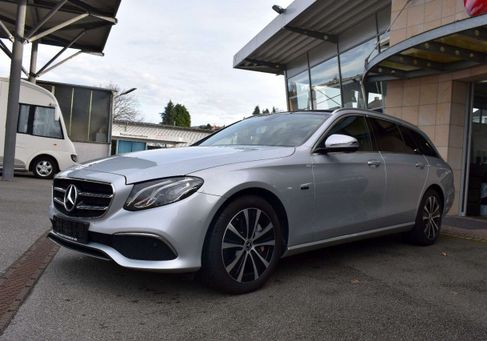 Mercedes-Benz E 300, 2020 3