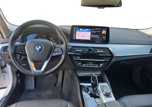 BMW 530, 2022