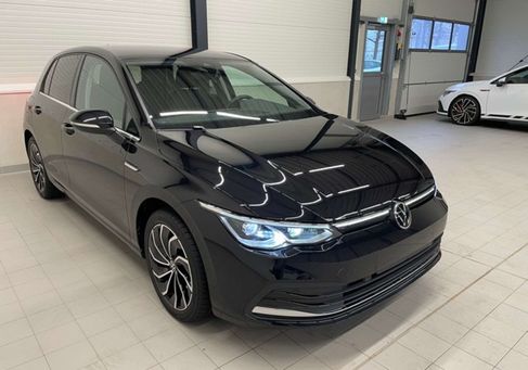 Volkswagen Golf, 2021 3