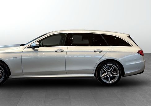 Mercedes-Benz E 300, 2021