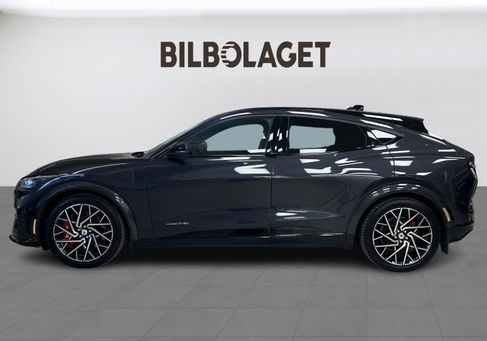 Ford Mustang Mach-E, 2021 2