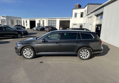 Volkswagen Passat Variant, 2023 3
