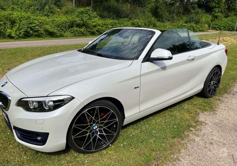 BMW 220, 2018