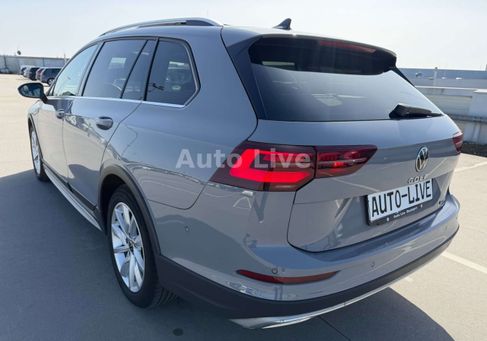 Volkswagen Golf, 2022 3