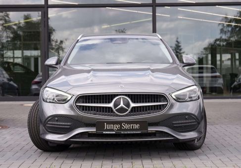 Mercedes-Benz C 300, 2023 2