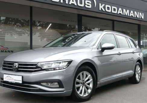 Volkswagen Passat Variant, 2022