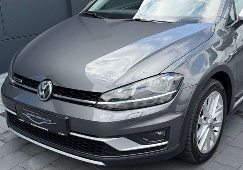 Volkswagen Golf, 2018 3