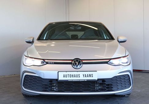 Volkswagen Golf, 2022