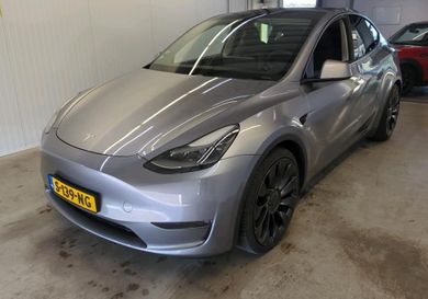 Tesla Model Y, 2023