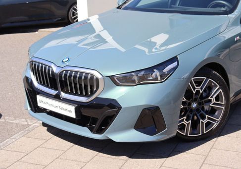 BMW 550, 2025