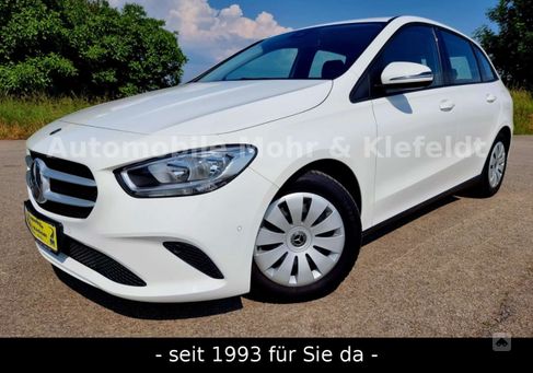 Mercedes-Benz B 180, 2020