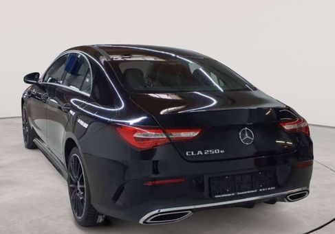 Mercedes-Benz CLA 250, 2022
