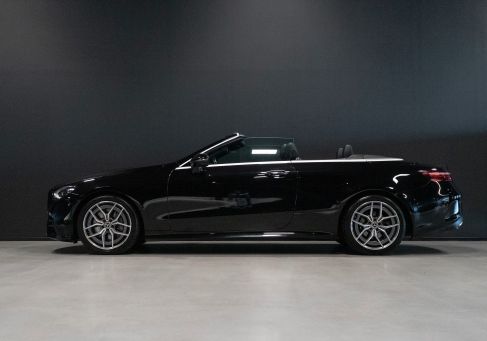 Mercedes-Benz E 300, 2021 2