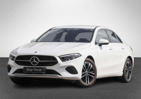 Mercedes-Benz A 180, 2025