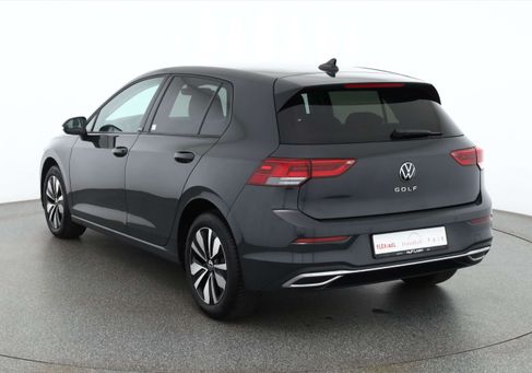 Volkswagen Golf, 2024 3