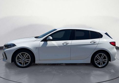 BMW 118, 2024