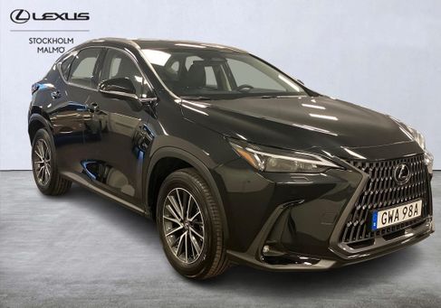 Lexus NX, 2025