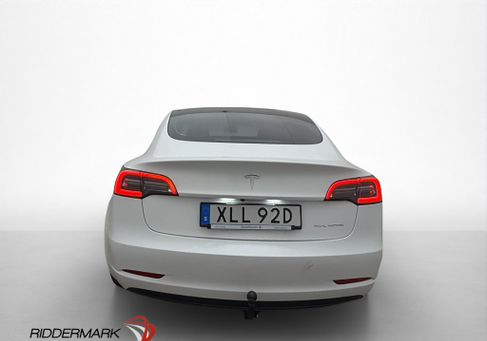 Tesla Model 3, 2022 3