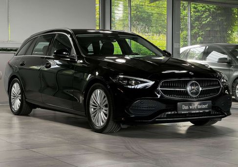 Mercedes-Benz C 220, 2022