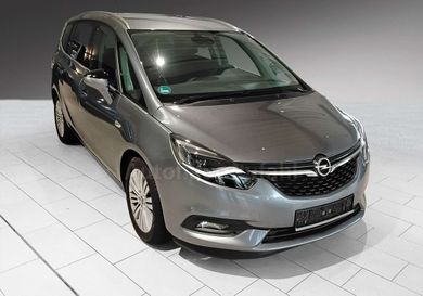 Opel Zafira, 2018