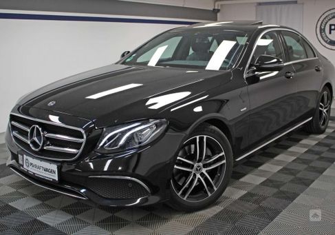 Mercedes-Benz E 200, 2020