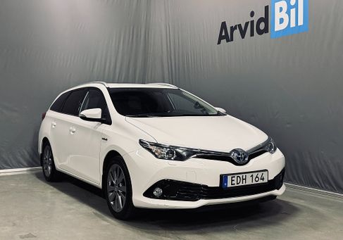 Toyota Auris Touring Sports, 2016