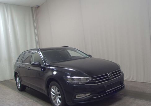 Volkswagen Passat, 2020