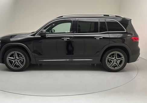 Mercedes-Benz GLB 200, 2021