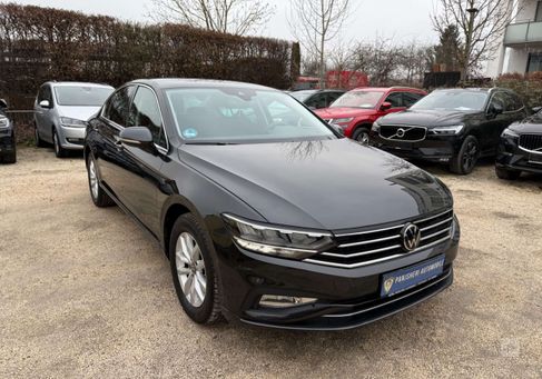 Volkswagen Passat, 2020