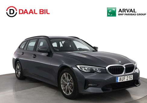 BMW 330, 2021