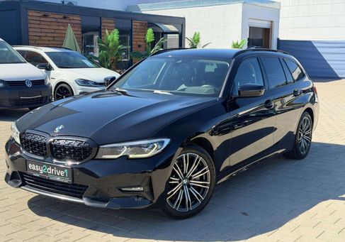BMW 330, 2019 3