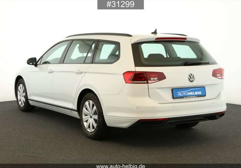 Volkswagen Passat Variant, 2023 3