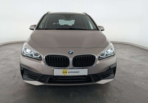 BMW 218, 2021 2