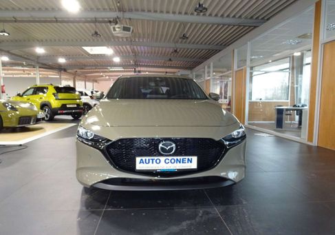 Mazda 3, 2025