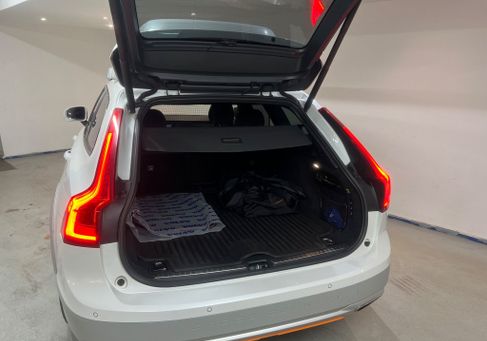 Volvo V90 Cross Country, 2018