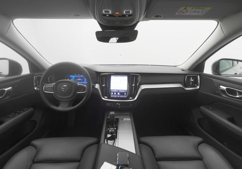 Volvo V60, 2024 3