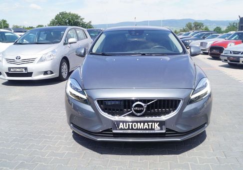 Volvo V40, 2019