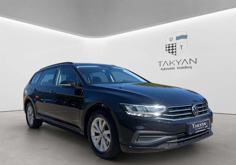 Volkswagen Passat Variant, 2023 3